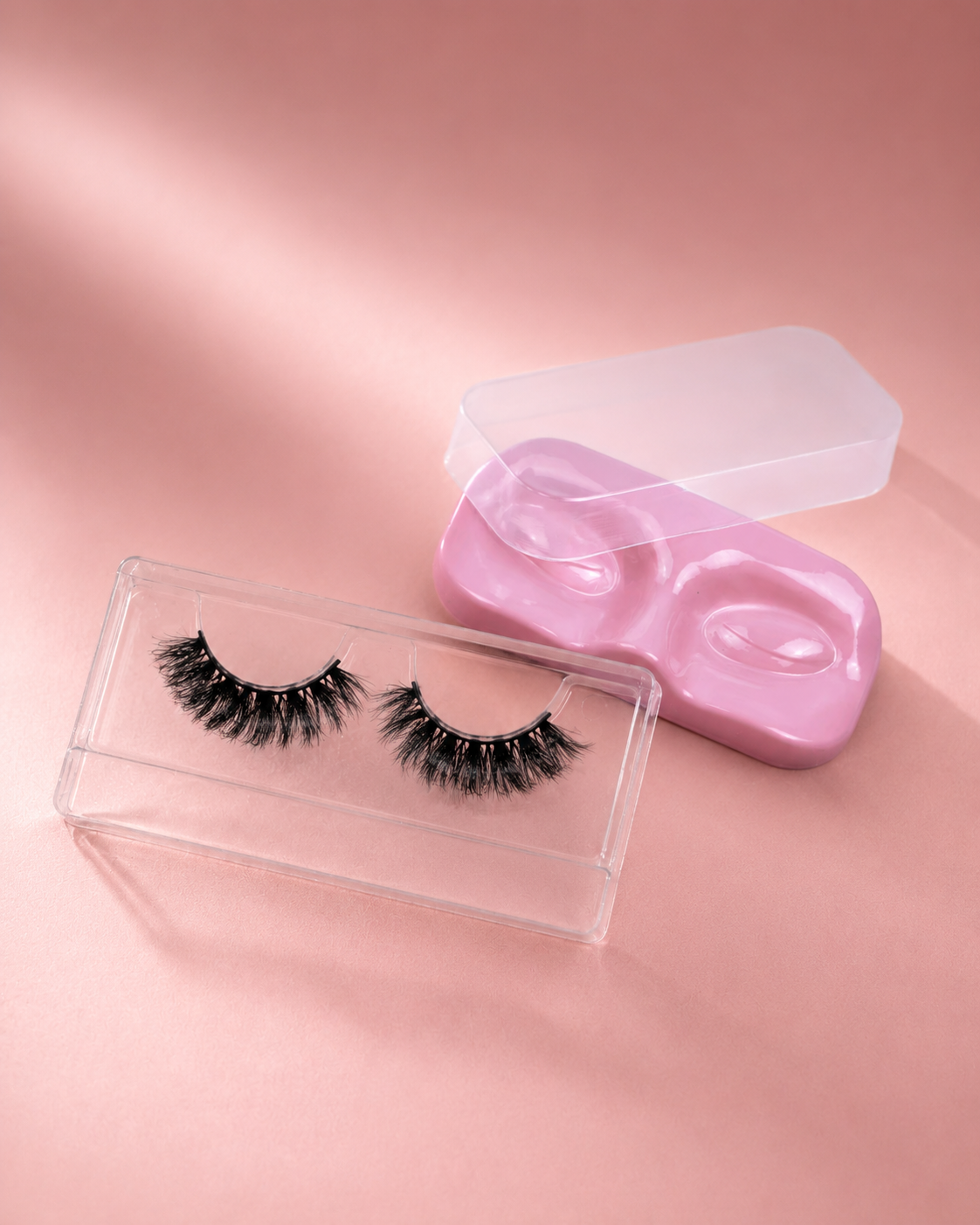 SIREN 15 mm strip lashes in pink packaging